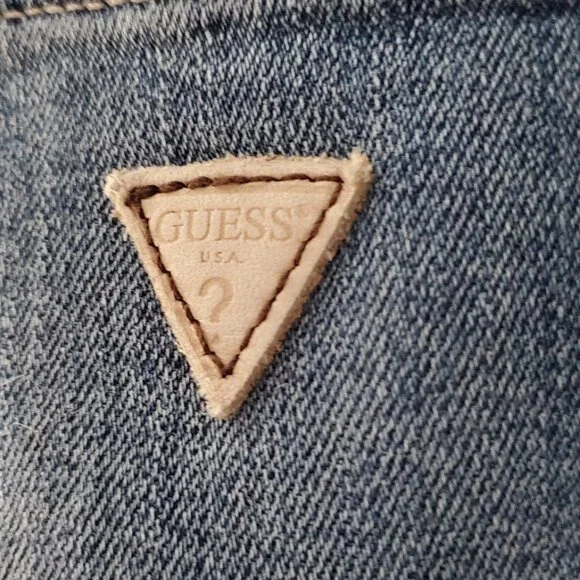 Super-High Rise Skinny Distressed Jeans - Picture 3 of 4